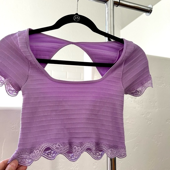 Lilac purple crop top - Picture 3 of 10